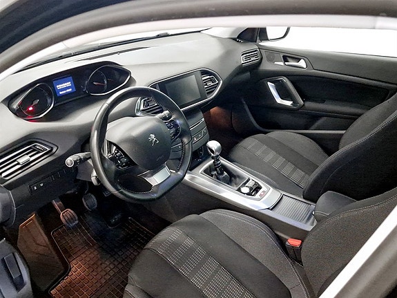 Peugeot 308 SW 5 of 17