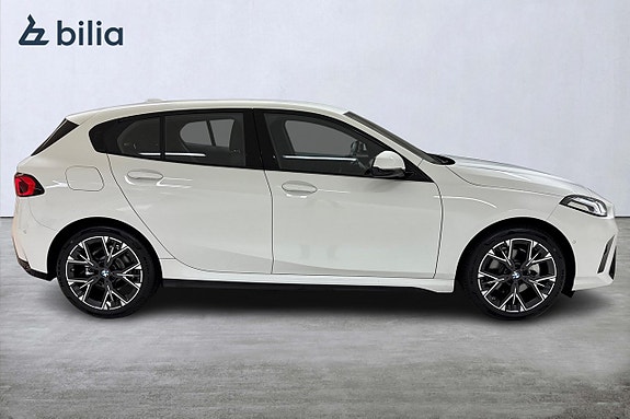 BMW 120 16 of 19