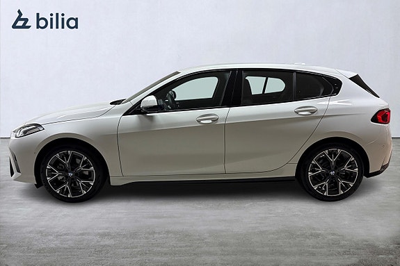 BMW 120 3 of 19
