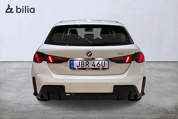 BMW 120 4 of 19