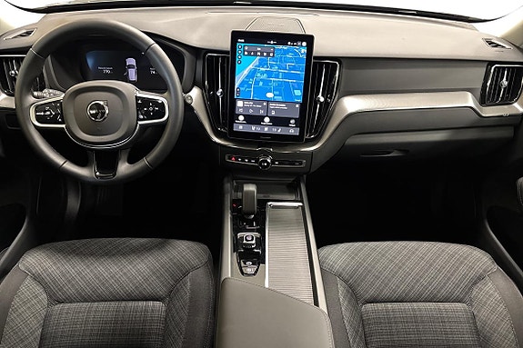Volvo XC60 9 of 21