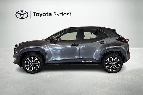 Toyota Yaris Cross 4 of 13