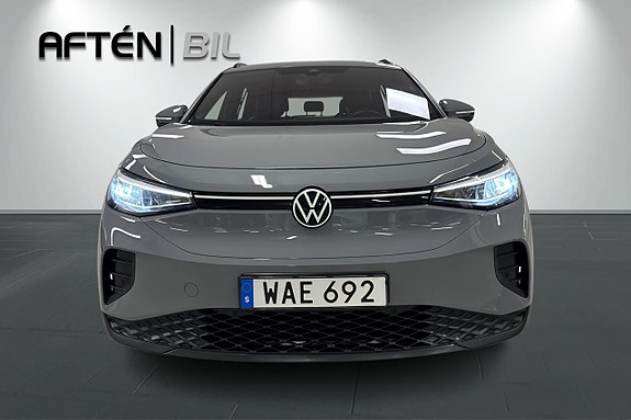 Volkswagen ID.4 3 of 26