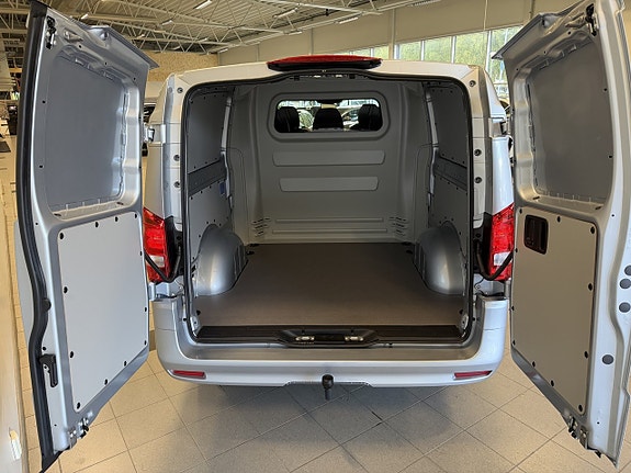 Mercedes-Benz Vito 119 7 of 12