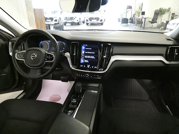 Volvo V60 Cross Country 17 of 27