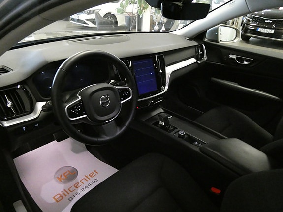 Volvo V60 Cross Country 16 of 27