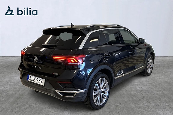 Volkswagen T-Roc 4 of 21
