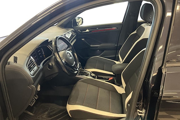 Volkswagen T-Roc 14 of 21