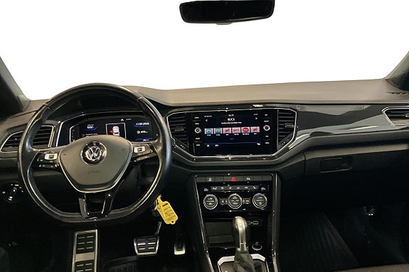 Volkswagen T-Roc 10 of 21