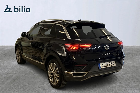 Volkswagen T-Roc 3 of 21