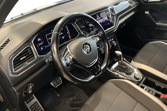Volkswagen T-Roc 9 of 21