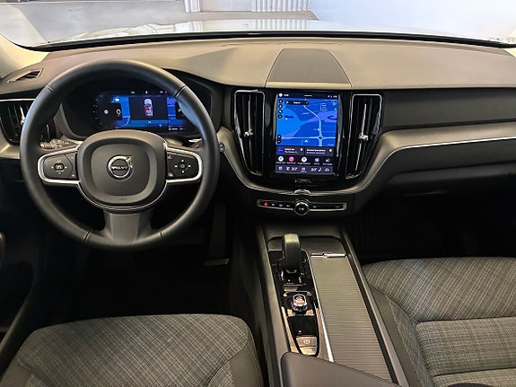 Volvo XC60 18 of 23