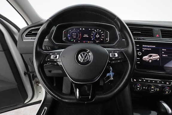Volkswagen Tiguan 15 of 30