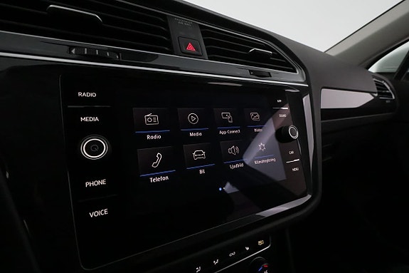 Volkswagen Tiguan 27 of 30