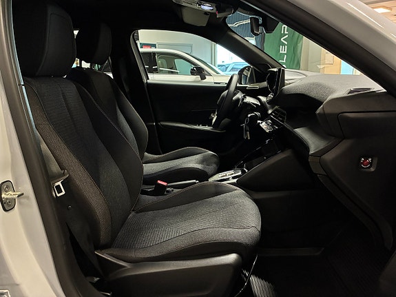Peugeot 2008 12 of 23