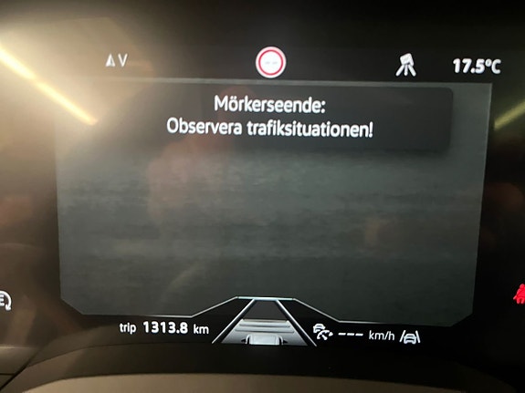 Volkswagen Touareg 10 of 21