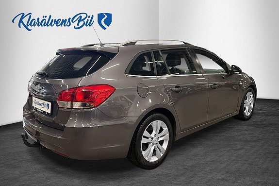 Chevrolet Cruze 6 of 13