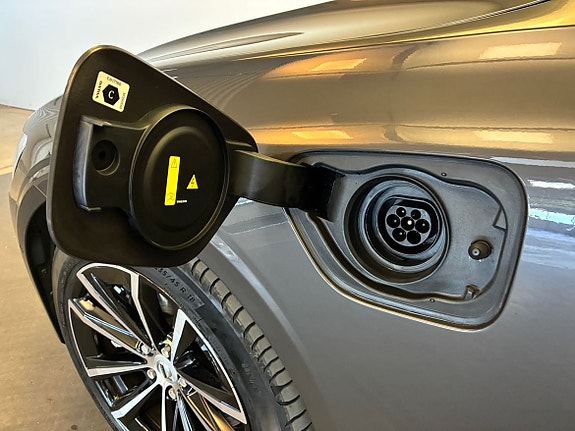 Volvo V60 15 of 23