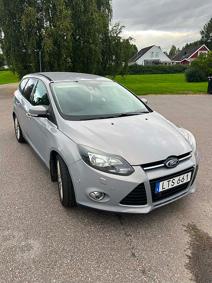 Ford Focus 2 of 5