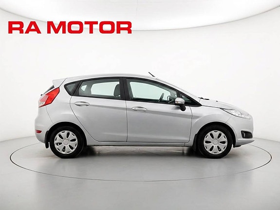 Ford Fiesta 5 of 21