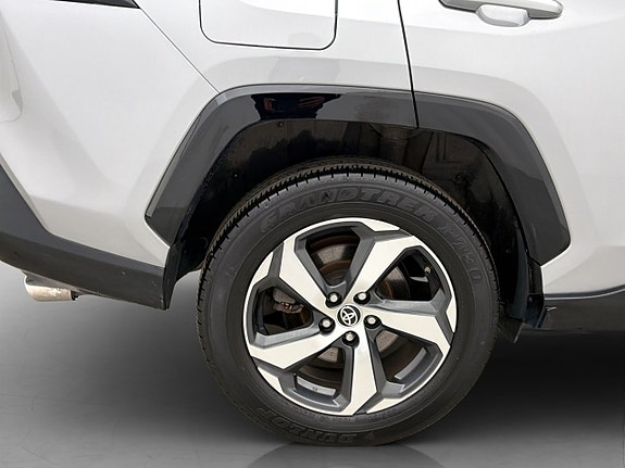 Toyota RAV4 28 of 29