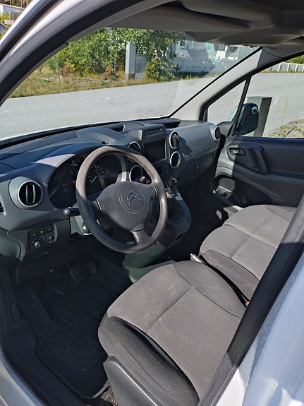 Citroen Berlingo 9 of 17