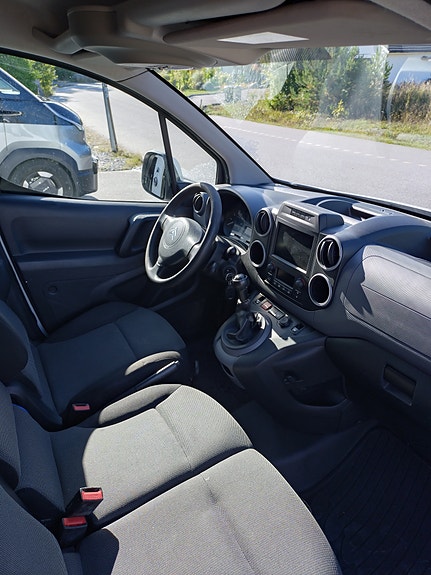 Citroen Berlingo 8 of 17