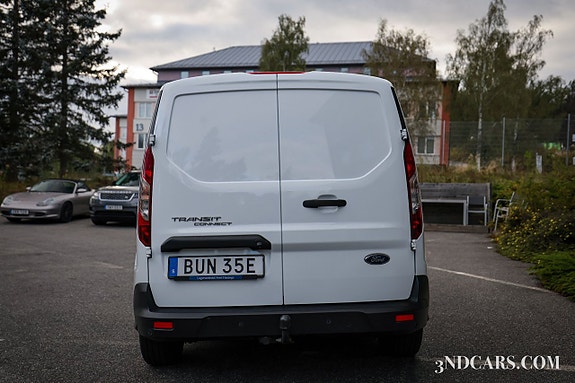 Ford Transit Connect 5 of 18