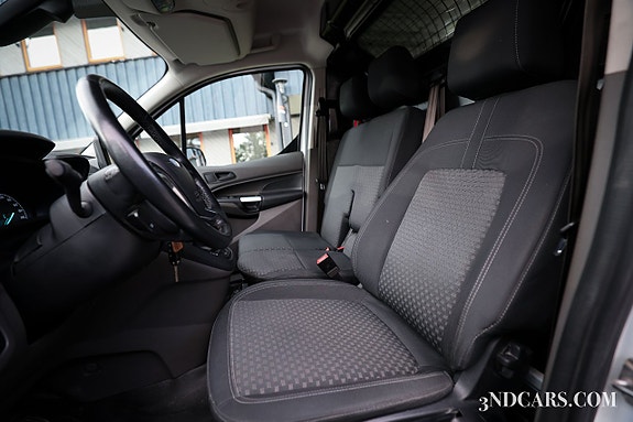 Ford Transit Connect 14 of 18