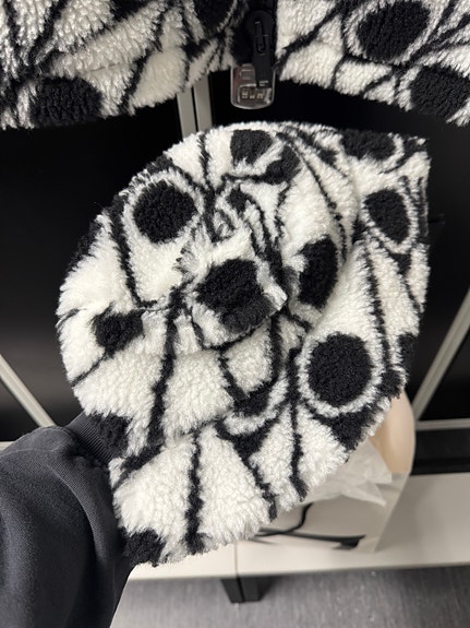 Product image 13 of 17