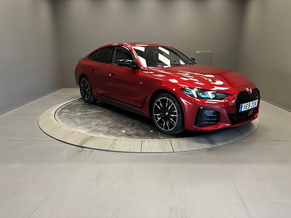 BMW i4 7 of 30