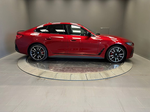 BMW i4 6 of 30