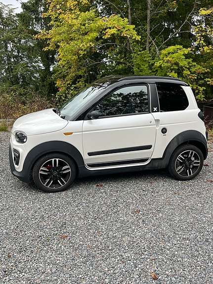 Microcar MGO 3 of 6