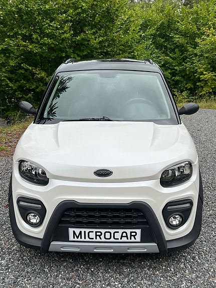 Microcar MGO 2 of 6