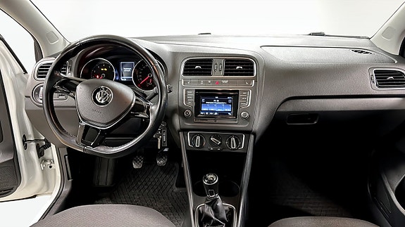 Volkswagen Polo 10 of 12