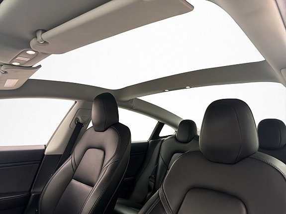 Tesla Model 3 14 of 30