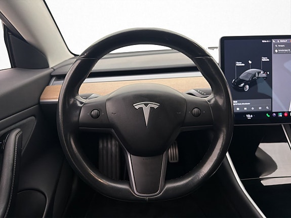 Tesla Model 3 12 of 30