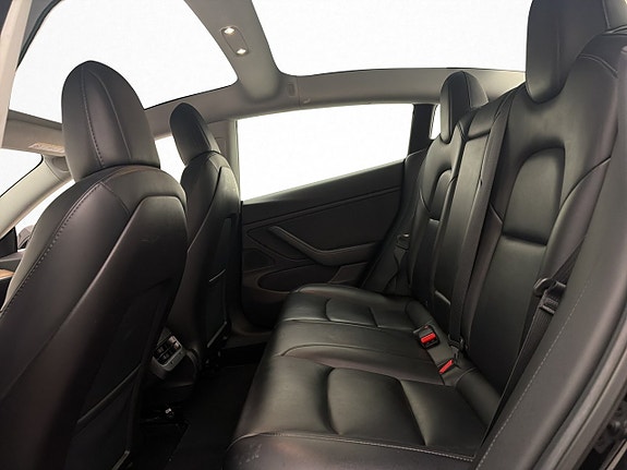 Tesla Model 3 17 of 30