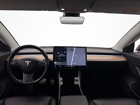 Tesla Model 3 18 of 30