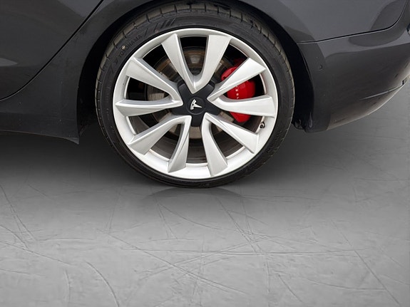 Tesla Model 3 29 of 30