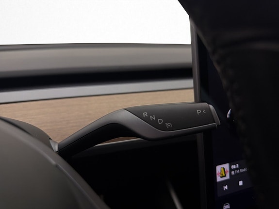 Tesla Model 3 27 of 30