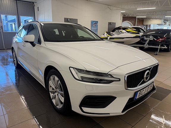 Volvo V60 5 of 12