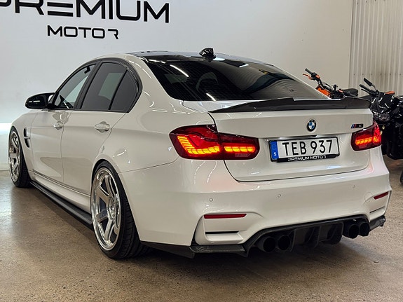 BMW M3 5 of 30