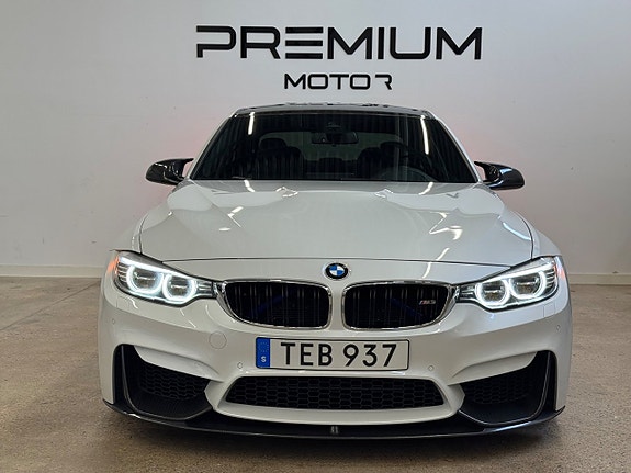BMW M3 3 of 30