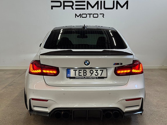 BMW M3 6 of 30