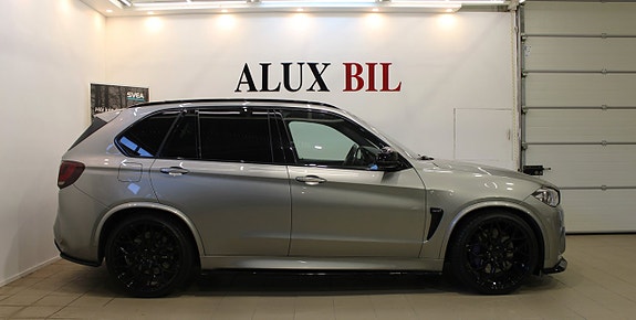 BMW X5 M 8 of 21