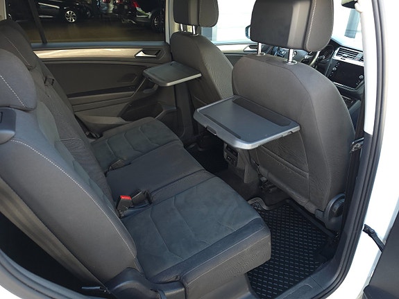 Volkswagen Tiguan Allspace 10 of 15