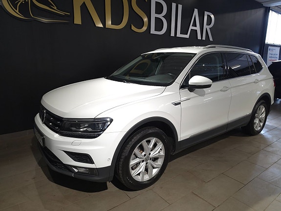 Volkswagen Tiguan Allspace 2 of 15