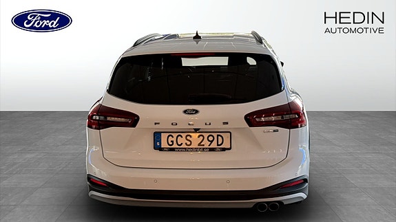 Ford Focus 7 of 9