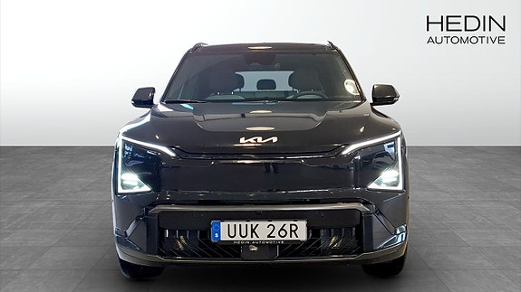Kia EV5 8 of 9